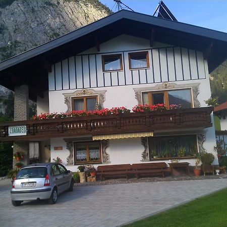 Haus Scholl Bed and Breakfast Nassereith Εξωτερικό φωτογραφία