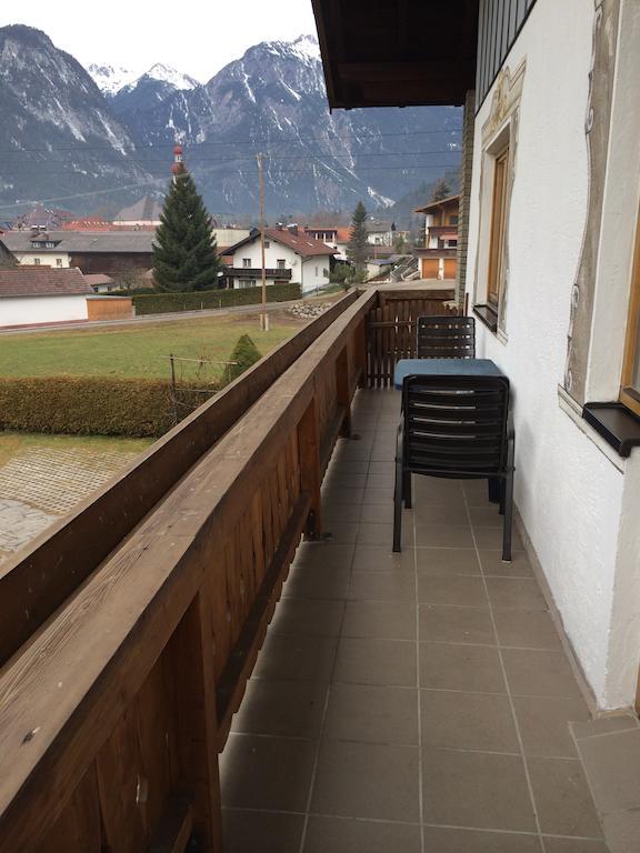 Haus Scholl Bed and Breakfast Nassereith Εξωτερικό φωτογραφία