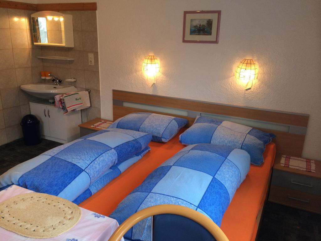 Haus Scholl Bed and Breakfast Nassereith Δωμάτιο φωτογραφία