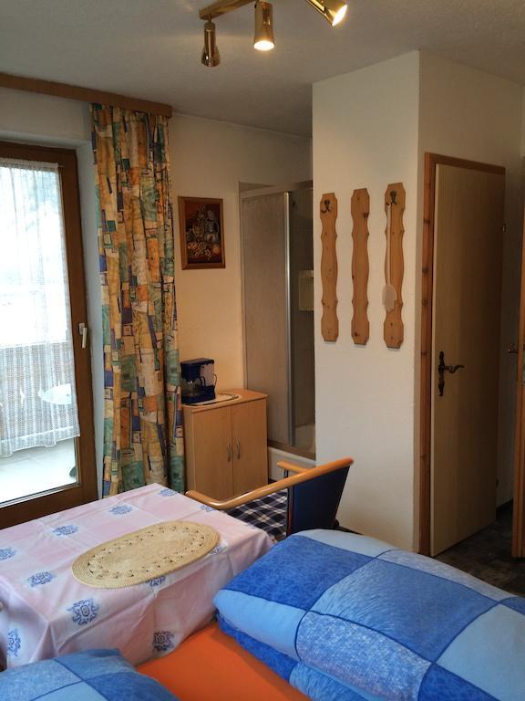 Haus Scholl Bed and Breakfast Nassereith Δωμάτιο φωτογραφία