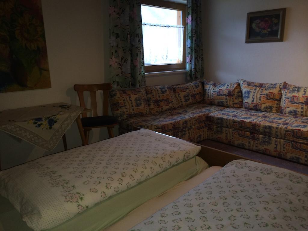 Haus Scholl Bed and Breakfast Nassereith Εξωτερικό φωτογραφία